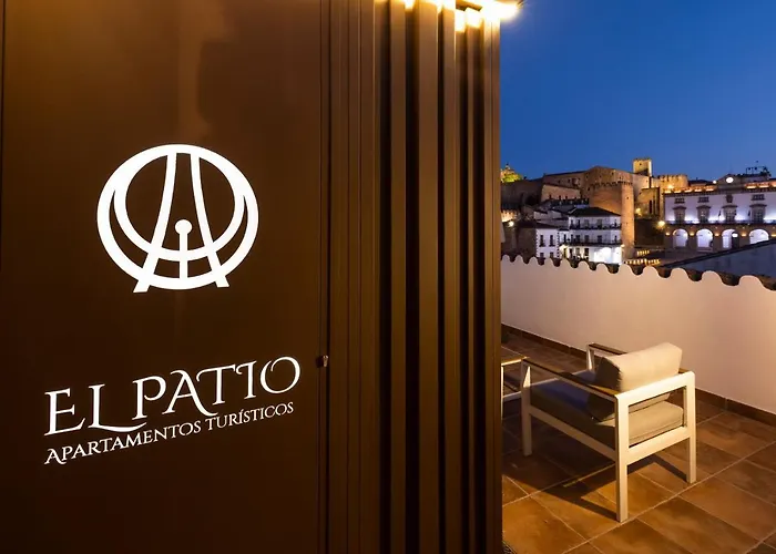 Apartamentos El Patio Plaza Mayor Caceres