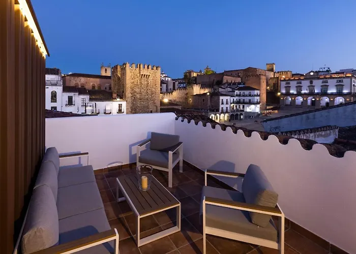 Apartamentos El Patio Plaza Mayor Caceres